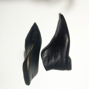 Zara pointy black leather flats size 37 7